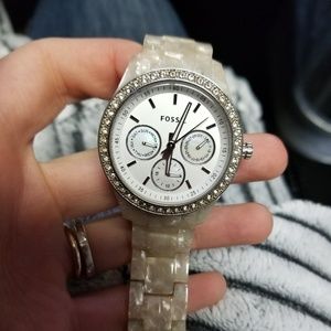 FOSSIL Plastic Mother Pearl Watch